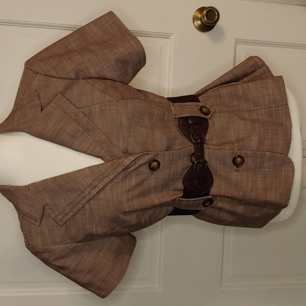 Brown Short Sleeve Blazer with Belt